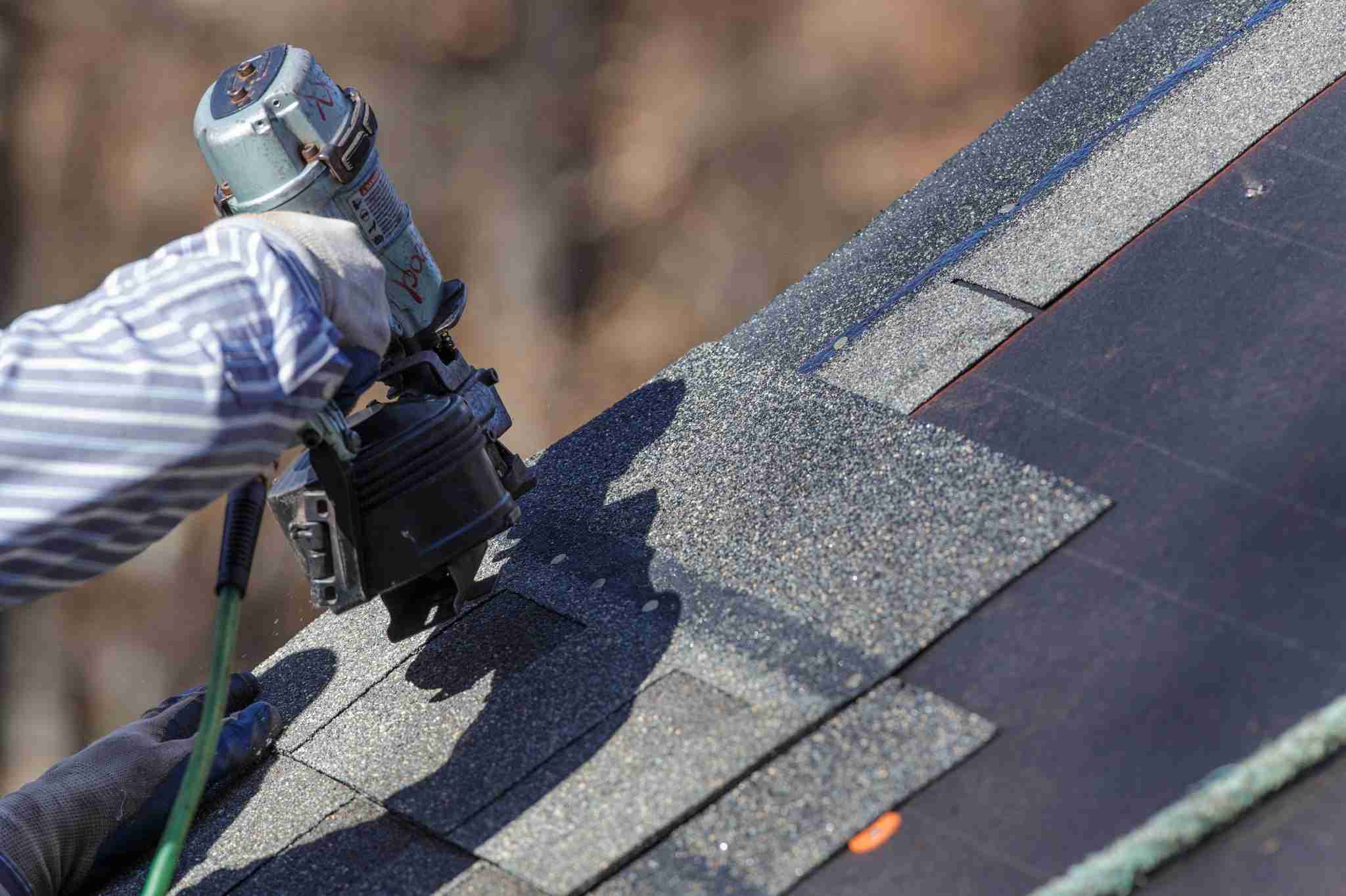Shingle Matching Laws: When Carriers Owe a Full Roof for One Damaged Slope